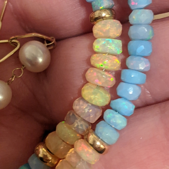 14k Yellow Gold Opals & Blue Opal Pearl Link Necklace with Moonstone Charm - Picture 9 of 16